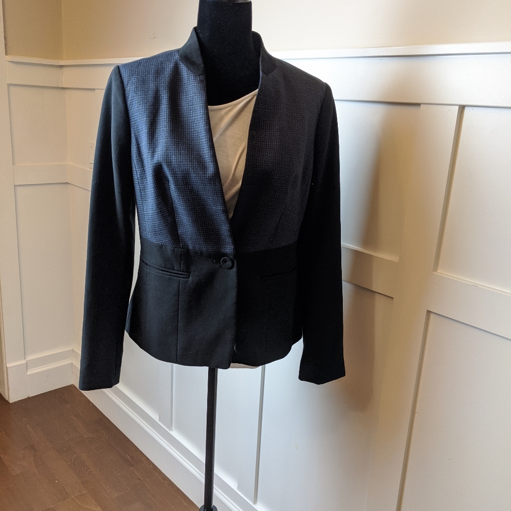 Le Chateau Blazer